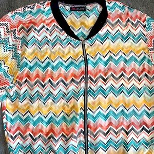 Fun pattern light sweater